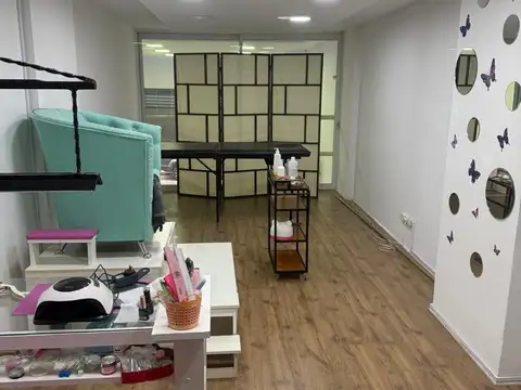 LOCAL COMERCIAL EN VENTA EN QUILMES CENTRO.
