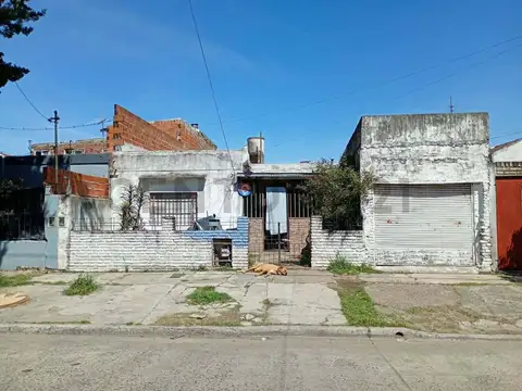 VENTA-PERMUTA CASA/LOTE-VILLA LUZURIAGA