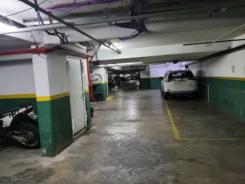 INVERSIONISTAS LOTE DE 11 COCHERAS VENTA BELGRANO