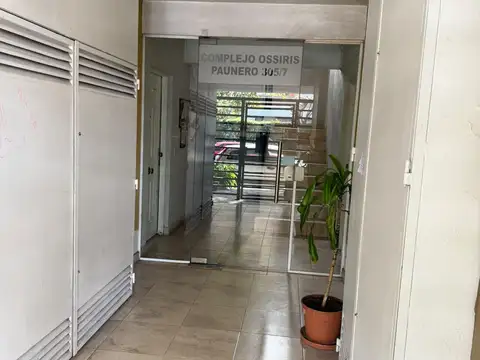 Paunero 300, Piso PB
