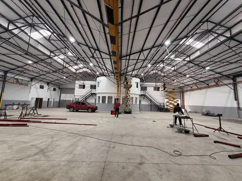Galpón en Alquiler - 1200m2 - Mixtura 3 - La Boca