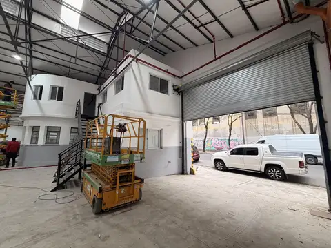 Galpón en Alquiler - 1200m2 - Mixtura 3 - La Boca