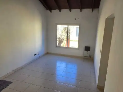 Departamento en Alquiler en Pilar Centro, $ 700.000