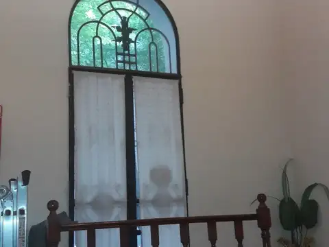 Local en Alquiler Via Púb.