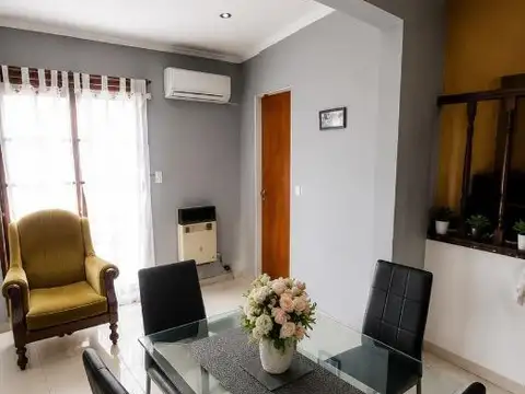 Casa en Venta en San Antonio de Padua, USD 220.000