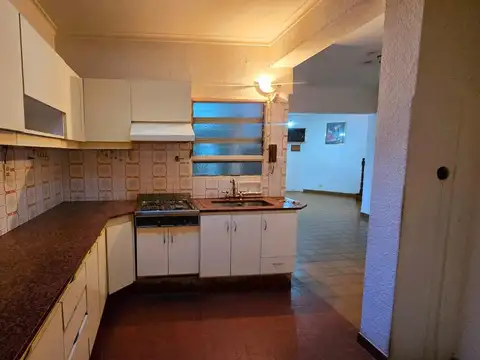 Casa en Alquiler con 1 cochera