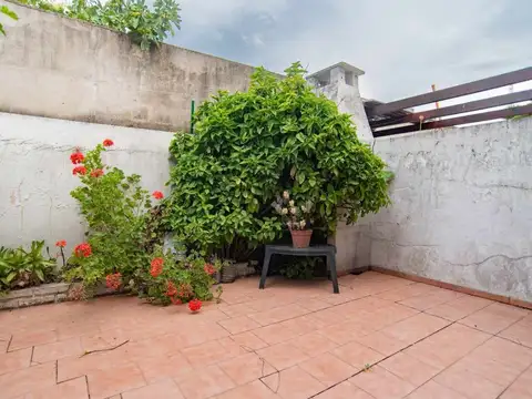 Depto Tipo Casa en Venta en Castelar Norte, USD 79.000