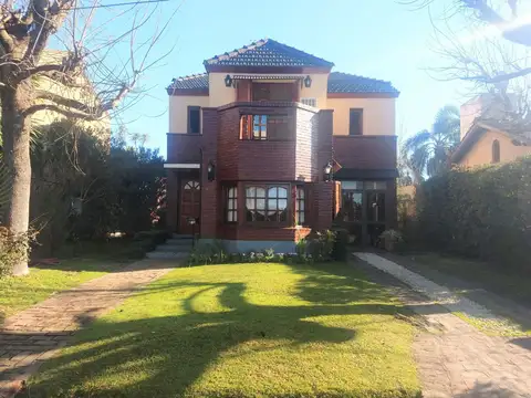 Calle Almafuerte 3900