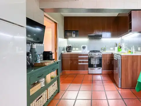 Depto Tipo Casa en Venta 60 años