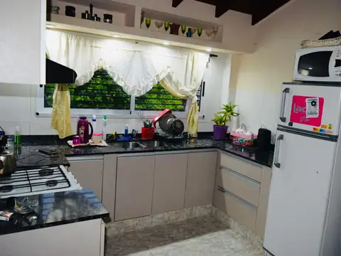 Depto Tipo Casa en Alquiler 41 años