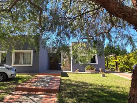 usd 200.000.-Una planta 3 dorm+ parrilla + lavadero+ cochera