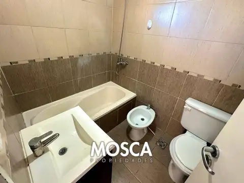 Departamento en Alquiler con 1 cocheras