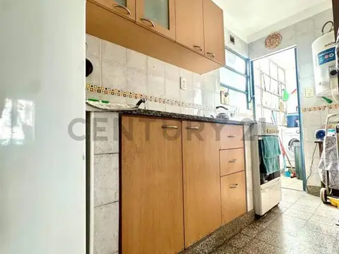 Venta departamento 2 ambientes c/balcon en Barracas