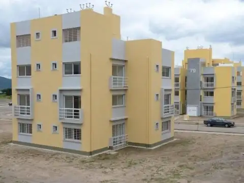 Exc Depto monoamb alq 2do piso B° El Huaico
