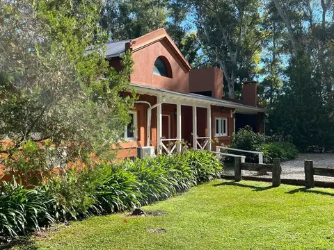 CAMPOS DE ROCA - Ruta 2 Km 65 100