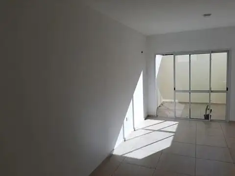 Departamento en Venta en Moron Sur, USD 47.000