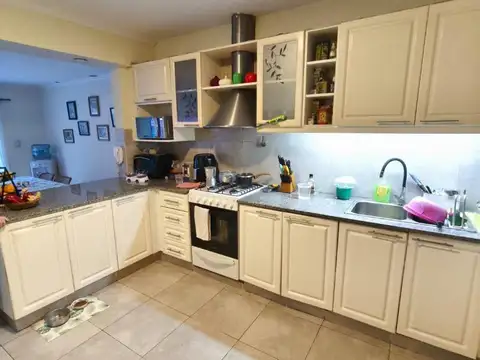 Depto Tipo Casa en Venta de 3 ambientes