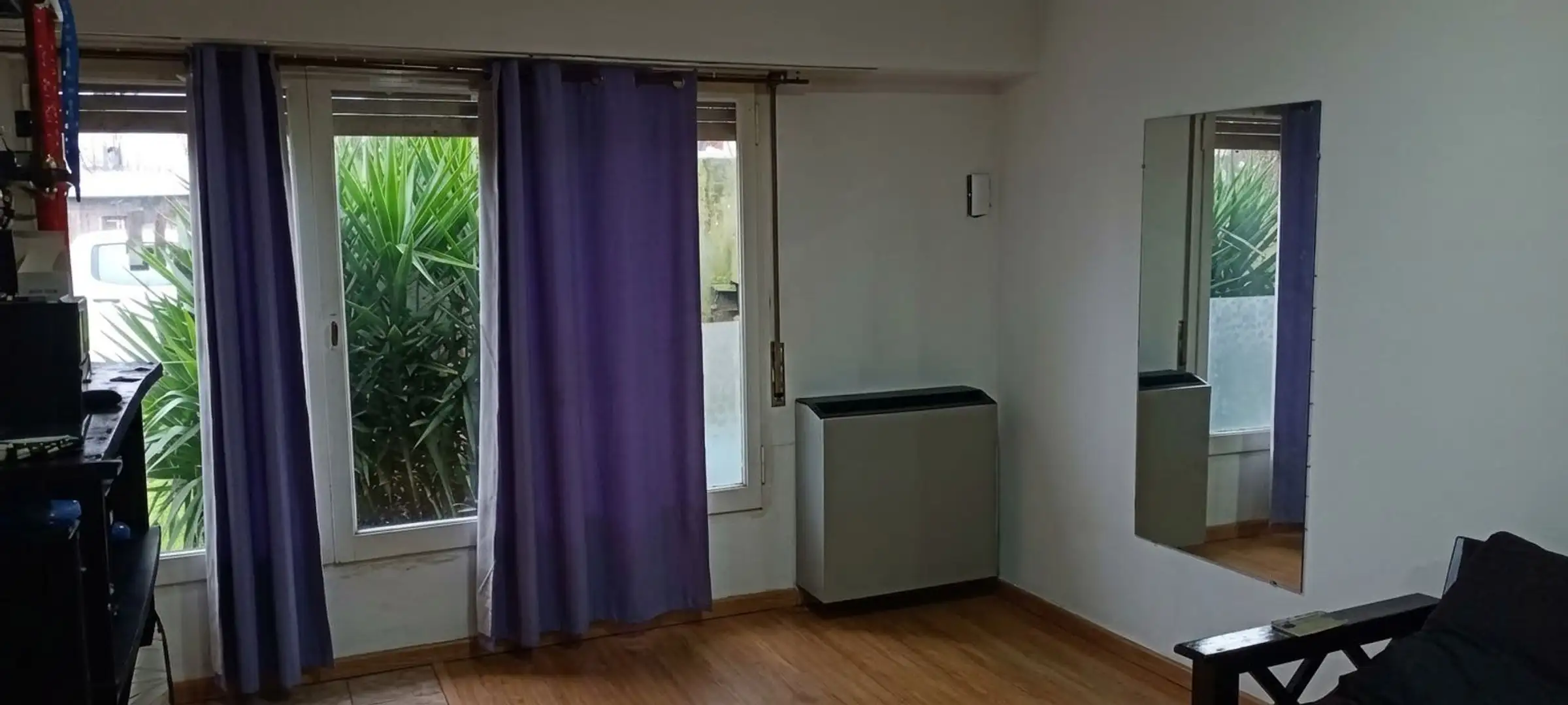 VENTA CASA 3 AMB CON PATIO Y GARAGE B° LIBERTAD