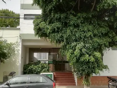 Olivos , La Lucila 2 ambientes con jardín, VENTA O PERMUTA por depto en capital