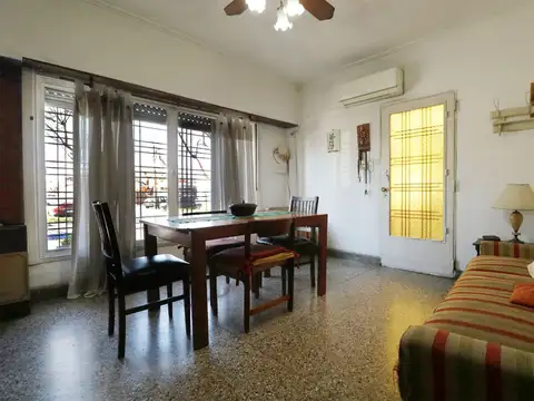 Depto Tipo Casa en Venta en Lomas de Zamora, USD 45.000