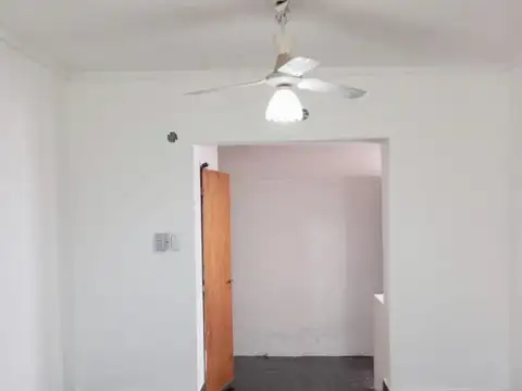 Local en Alquiler en La Plata, $ 400.000