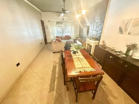 Casa en Venta en Castelar Sur, USD 120.000