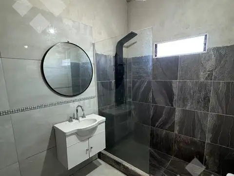 Casa en Venta en General Fernández Oro, USD 70.000