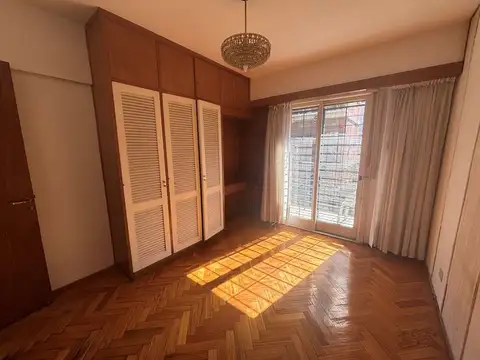 Departamento 5 ambientes con 2 baños