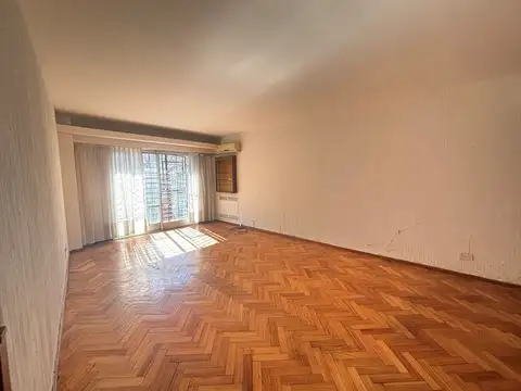 EXC UBICACIÓN,CON BALCÓN CORRIDO AL FTE Y ESPACIO GUARDACOCH