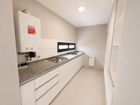 Depto Tipo Casa 4 ambientes con 3 baños