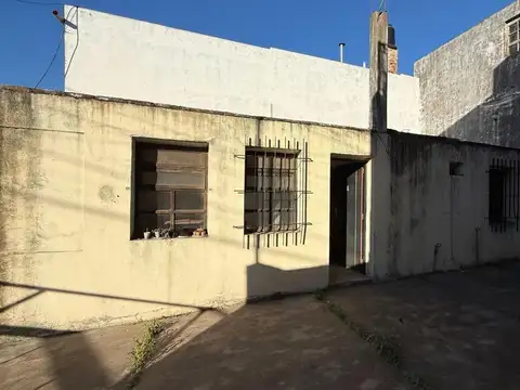 Galpon en Venta 41  mts Fondo