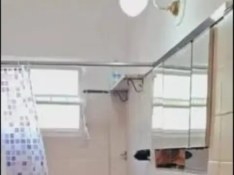 Depto Tipo Casa 2 ambientes con 1 baño