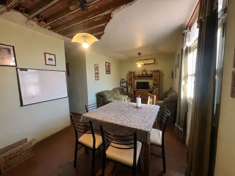 CASA DE 3 HABITACIONES EN CAPITAL