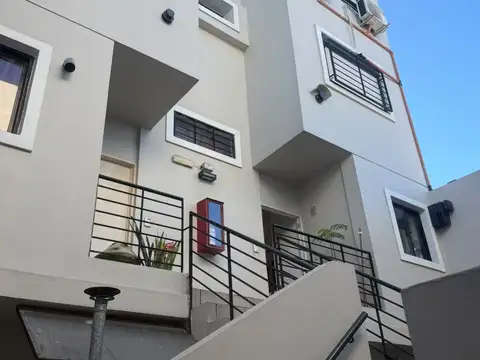 Depto Tipo Casa en Venta al Noreste