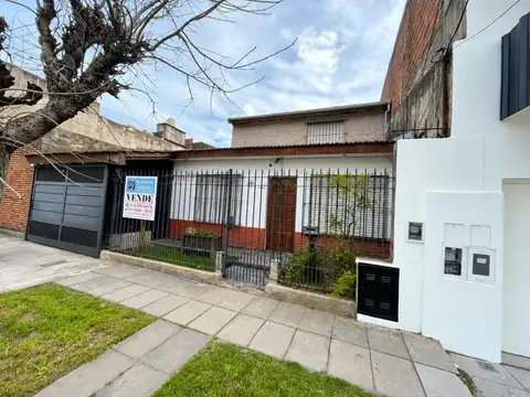 El Palomar Casa + Departamento Independiente + Garage Para 3 Autos Fondo con Parrilla F: 11249