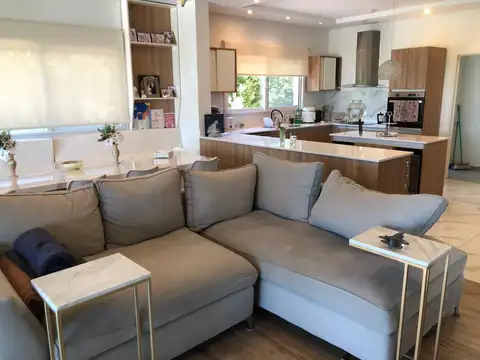 Casa en Alquiler Temporal A Estrenar