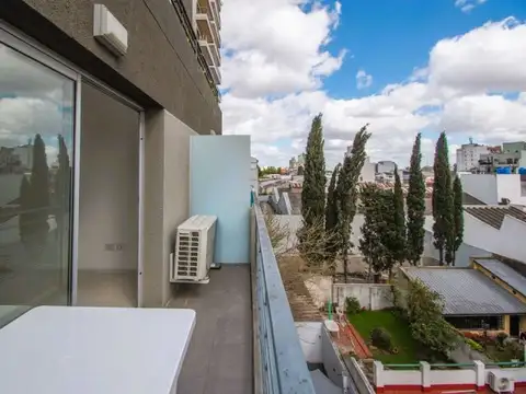 Venta | Monoambiente amplio | Balcón | Miranda 5200 | Monte Castro | CABA