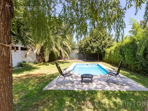 CASA EN VENTA EN PARQUE LELOIR  - FINANCIACIÓN - ACEPTA PERMUTA
