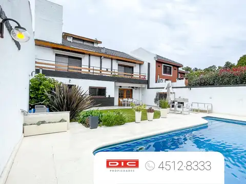 Chalet 4 dormitorios Venta - Munro