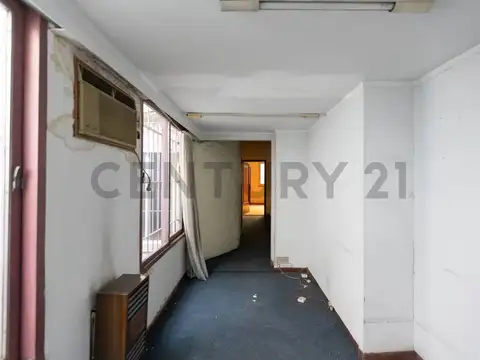 Av. Mitre 3900, Piso 0