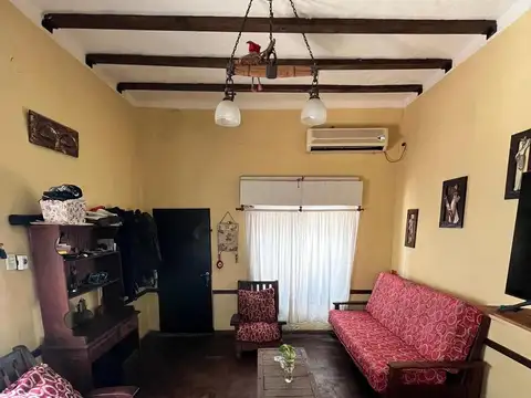 Elipidio Gonzalez  al 5600