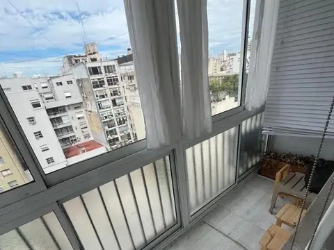 Venta. Dpto 4 amb c/depend. Balcón. Av Córdoba y Cerrito. 