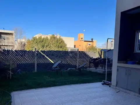 Casa en Venta en Altos del Limay, USD 255.000