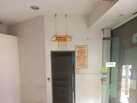Local en Venta Via Pública