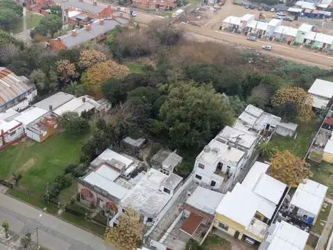 Venta Terreno 3.686 m2 con 2 Casas, Unión