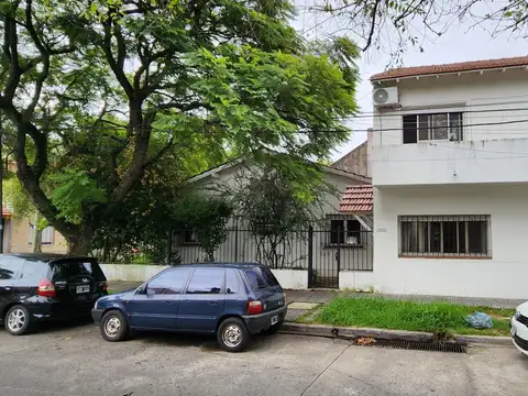 Casa en Venta en Olivos Maipu/Uzal, USD 220.000