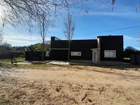 Casa 3 ambientes con 3 baños