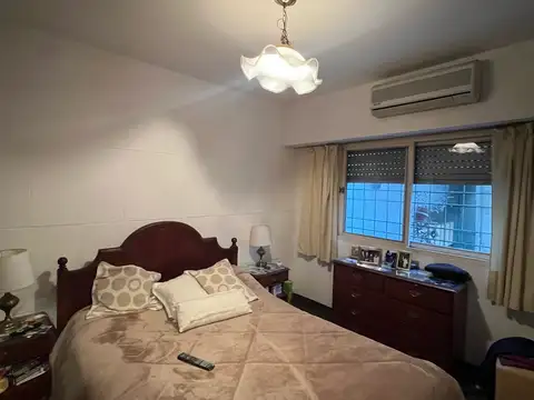 Casa en Alquiler con 1 cochera
