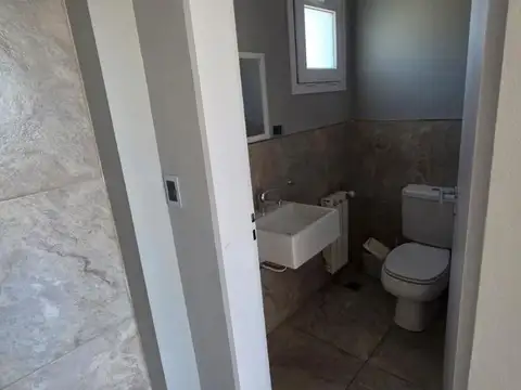 Oficina en Alquiler en San Carlos de Bariloche, $ 750.000