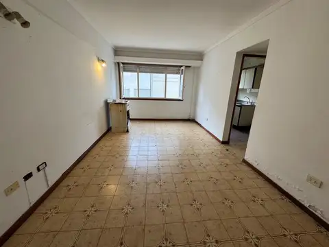 Departamento de un ambiente para reciclar